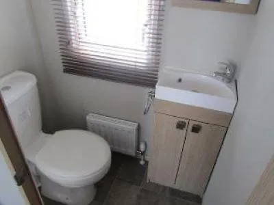 Roxbury 5 Star 6 Berth Luxury Caravan Exeter Exterior photo